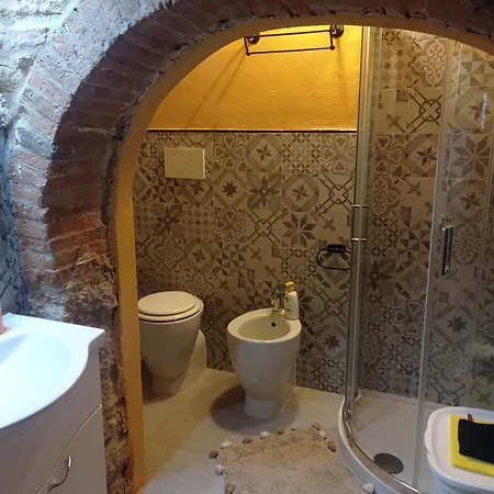 Centro Storico Casale Climatizzato * Casale Marittimo